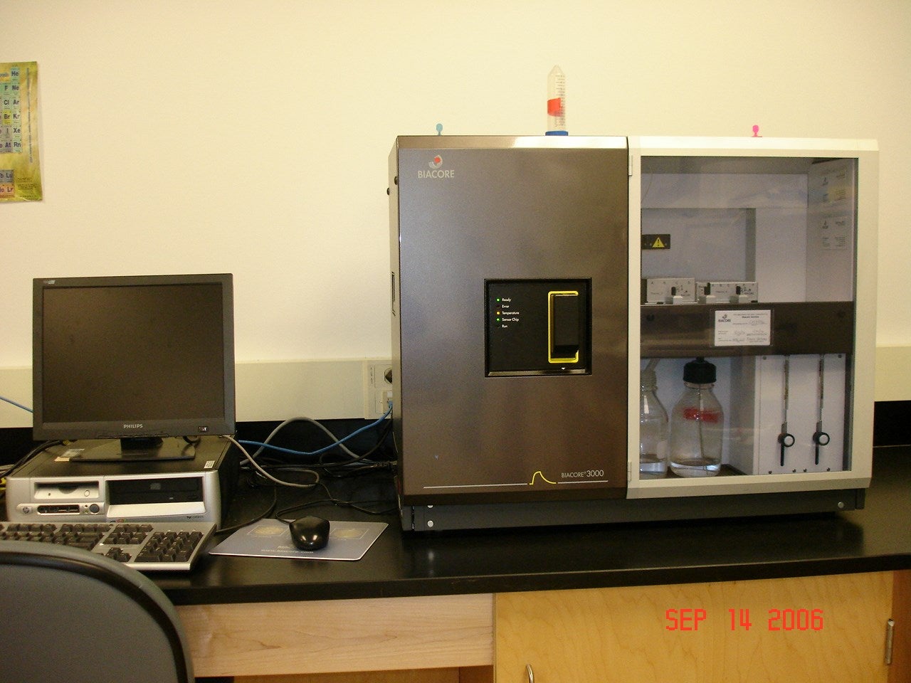Surface Plasmon Resonance Spectrometer (Biacore 3000)