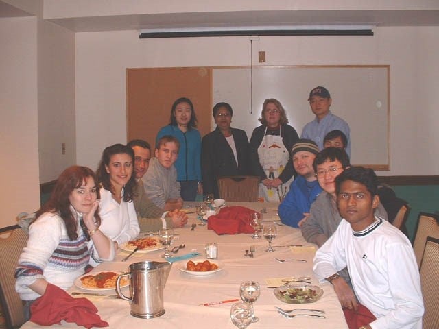 Student Appreciation Dinner with President Shirley Jackson. (Troy, NY 2004)